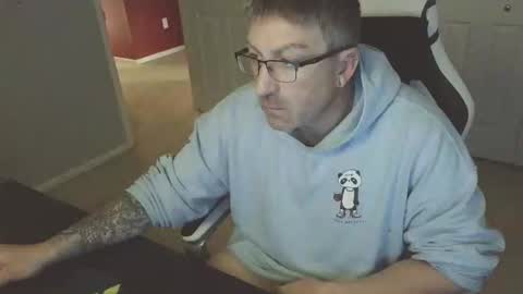 newevo online show from February 16, 3:41 pm