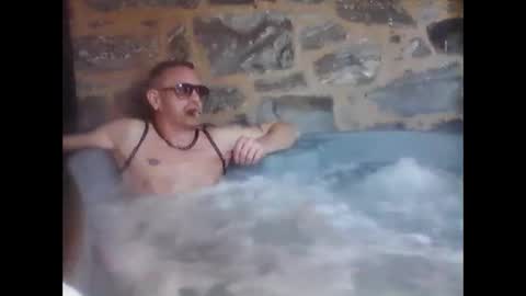 newfun11 online show from December 22, 8:14 pm