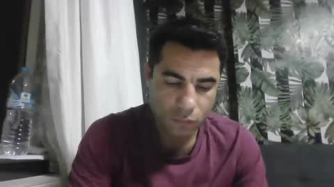 Snapshot of newworld0 chatting on February 3, 6:07 pm newworld0 online show from February 3, 6:07 pm