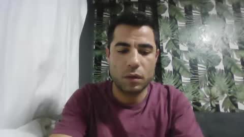 Snapshot of newworld0 chatting on February 5, 6:48 pm newworld0 online show from February 5, 6:48 pm