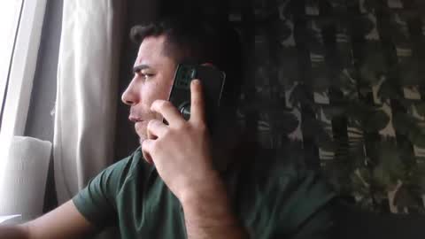 Snapshot of newworld0 chatting on February 16, 1:27 pm newworld0 online show from February 16, 1:27 pm