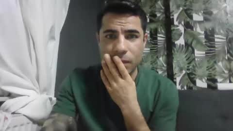 Snapshot of newworld0 chatting on March 2, 5:58 pm newworld0 online show from March 2, 5:58 pm