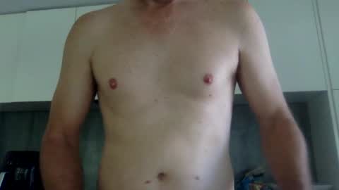 Snapshot of newysub75 chatting on December 16, 11:07 pm newysub75 online show from December 16, 11:07 pm