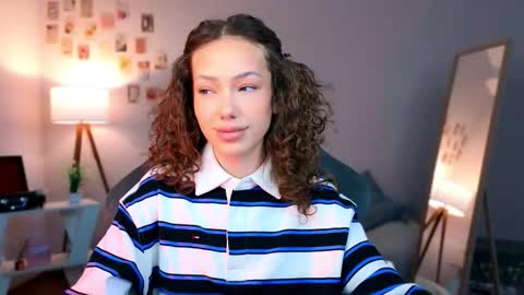 Snapshot of nexorine chatting on February 23, 5:49 am Lilly online show from February 23, 5:49 am