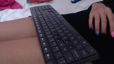 nextdoor_fantasy online show from January 15, 6:54 am