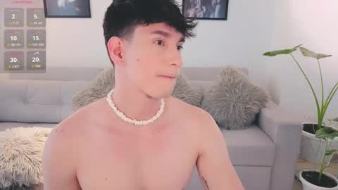 Snapshot of neythan__blaze chatting on September 16, 6:31 pm   online show from September 16, 6:31 pm