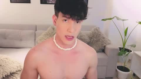 Snapshot of neythan__blaze chatting on September 21, 11:28 pm   online show from September 21, 11:28 pm