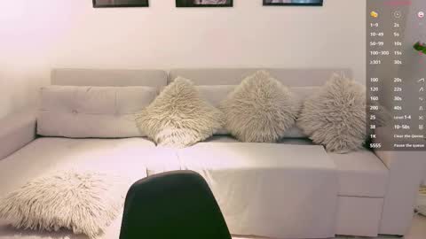 Snapshot of neythan__blaze chatting on October 29, 10:55 pm   online show from October 29, 10:55 pm