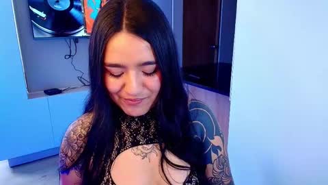 Valery Gonzales online show from April 30, 5:52 pm