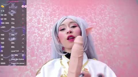 Snapshot of nezuko_mitsuri chatting on April 23, 5:37 pm NEZUKO MITSURI online show from April 23, 5:37 pm