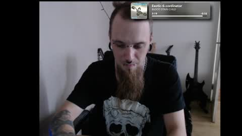 Snapshot of nezvers chatting on June 10, 4:39 pm YouPick online show from June 10, 4:39 pm