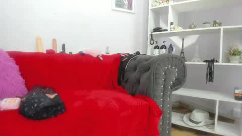 nezzukoo online show from May 5, 7:22 pm