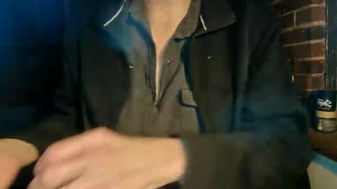 Snapshot of nfgwholoves2cum chatting on January 4, 11:59 pm NFG  Nice Friendly Guy  Dick online show from January 4, 11:59 pm