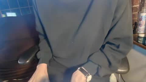 Snapshot of nfgwholoves2cum chatting on January 9, 12:57 am NFG  Nice Friendly Guy  Dick online show from January 9, 12:57 am