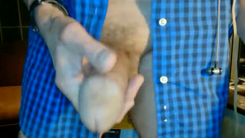 Snapshot of nfgwholoves2cum chatting on September 17, 11:50 pm NFG  Nice Friendly Guy  Dick online show from September 17, 11:50 pm