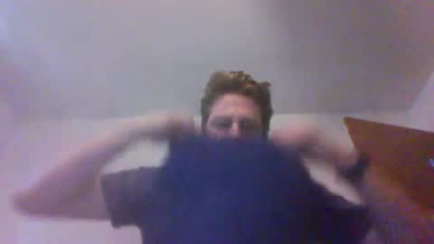 nflfanboy23 online show from June 16, 7:27 pm