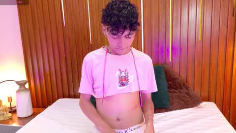 Nico  online show from November 11, 12:05 pm