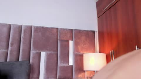 Snapshot of nia_bunny chatting on April 22, 1:56 pm Nia online show from April 22, 1:56 pm