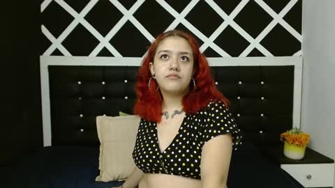 Estefani  online show from December 31, 10:48 am