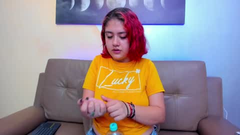 Estefani  online show from February 1, 11:43 am