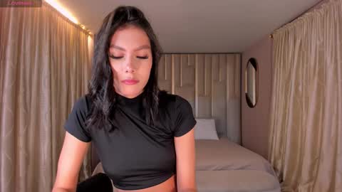 Call me Nia  online show from October 21, 6:52 pm