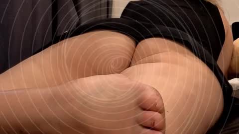 Snapshot of niatonoori chatting on February 25, 2:10 am Kim online show from February 25, 2:10 am