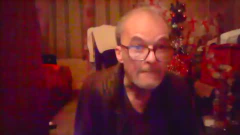 Snapshot of nice6body chatting on December 15, 1:24 am nice6body online show from December 15, 1:24 am