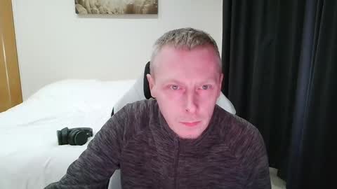 Snapshot of nice_dicknballs chatting on March 28, 6:40 pm nice_dicknballs online show from March 28, 6:40 pm