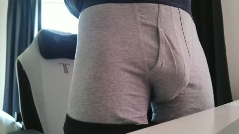 Snapshot of nice_dicknballs chatting on May 11, 6:49 pm nice_dicknballs online show from May 11, 6:49 pm