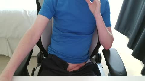 Snapshot of nice_dicknballs chatting on May 29, 4:27 pm nice_dicknballs online show from May 29, 4:27 pm