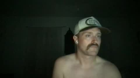 Snapshot of nicebuttniceguy chatting on April 10, 7:02 am NiceButtNiceGuy online show from April 10, 7:02 am