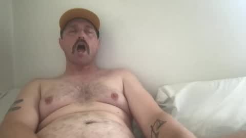 Snapshot of nicebuttniceguy chatting on April 18, 6:45 pm NiceButtNiceGuy online show from April 18, 6:45 pm