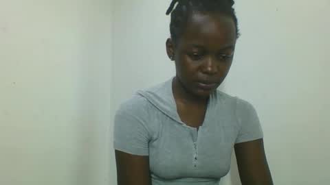 Snapshot of nicefantacy chatting on April 19, 6:54 pm nicefantacy online show from April 19, 6:54 pm