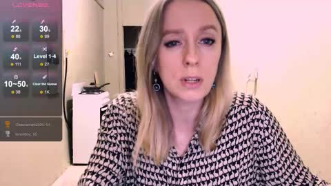 Snapshot of nicekat chatting on March 13, 11:33 pm Kathrine online show from March 13, 11:33 pm
