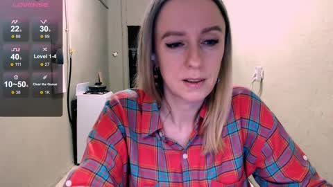 Snapshot of nicekat chatting on March 17, 10:35 pm Kathrine online show from March 17, 10:35 pm