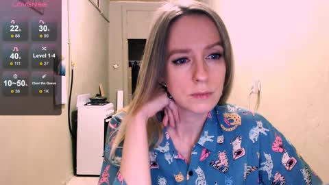 Snapshot of nicekat chatting on April 2, 9:34 pm Kathrine online show from April 2, 9:34 pm