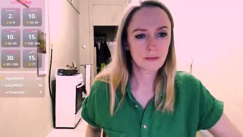 Snapshot of nicekat chatting on June 14, 5:48 pm Kathrine online show from June 14, 5:48 pm