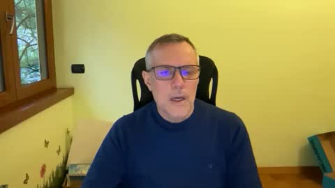 Snapshot of niceshy_71 chatting on April 13, 5:18 pm Andrew online show from April 13, 5:18 pm