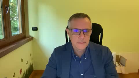Snapshot of niceshy_71 chatting on April 21, 5:17 pm Andrew online show from April 21, 5:17 pm