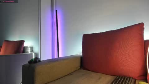 Nicholassx online show from April 15, 5:31 pm