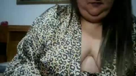 Snapshot of nicholle chatting on April 23, 10:01 pm Nicholle online show from April 23, 10:01 pm
