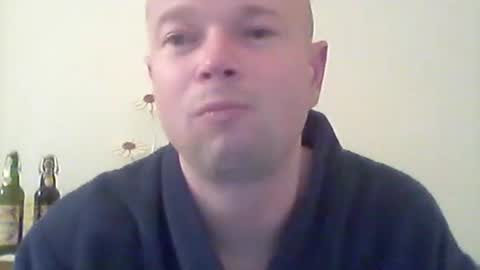 nick1990b online show from March 2, 8:40 pm