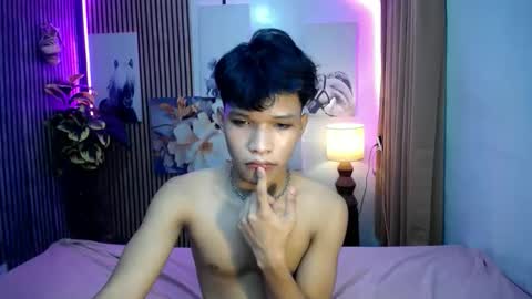 Snapshot of nick_cummer12 chatting on January 12, 3:12 am JAKE online show from January 12, 3:12 am