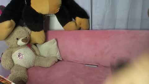 Nick online show from February 13, 8:49 pm