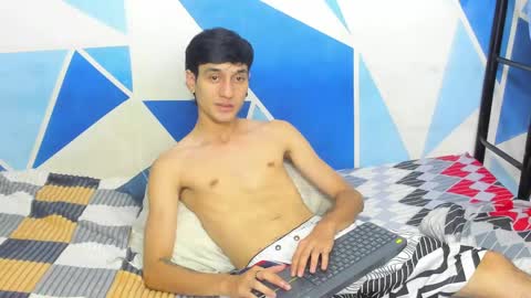 Snapshot of nick_damon chatting on May 30, 7:11 pm Nick online show from May 30, 7:11 pm