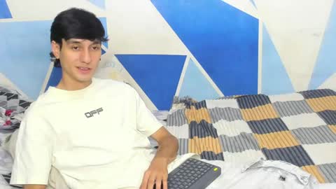 Snapshot of nick_damon chatting on June 2, 4:58 am Nick online show from June 2, 4:58 am