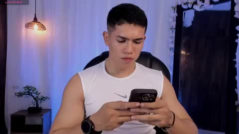 nick fenix online show from April 28, 2:27 am