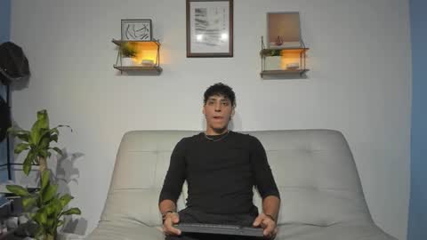 Snapshot of nick_nova chatting on November 1, 5:37 pm nick_nova online show from November 1, 5:37 pm