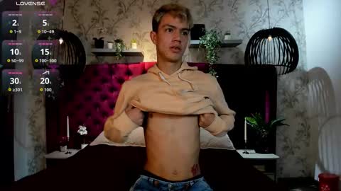 Nick  online show from November 15, 12:13 pm