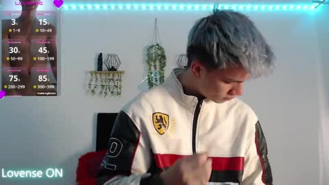 Nick  online show from April 14, 1:39 pm